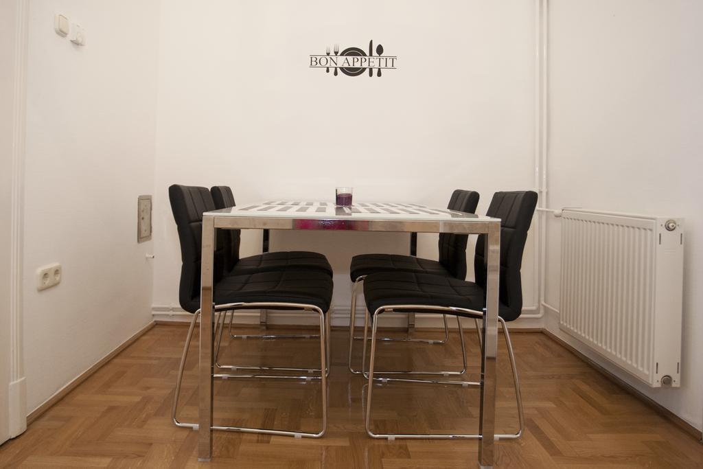 Alice Apartment Budapest Bilik gambar