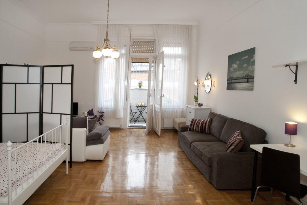 Alice Apartment Budapest Bilik gambar