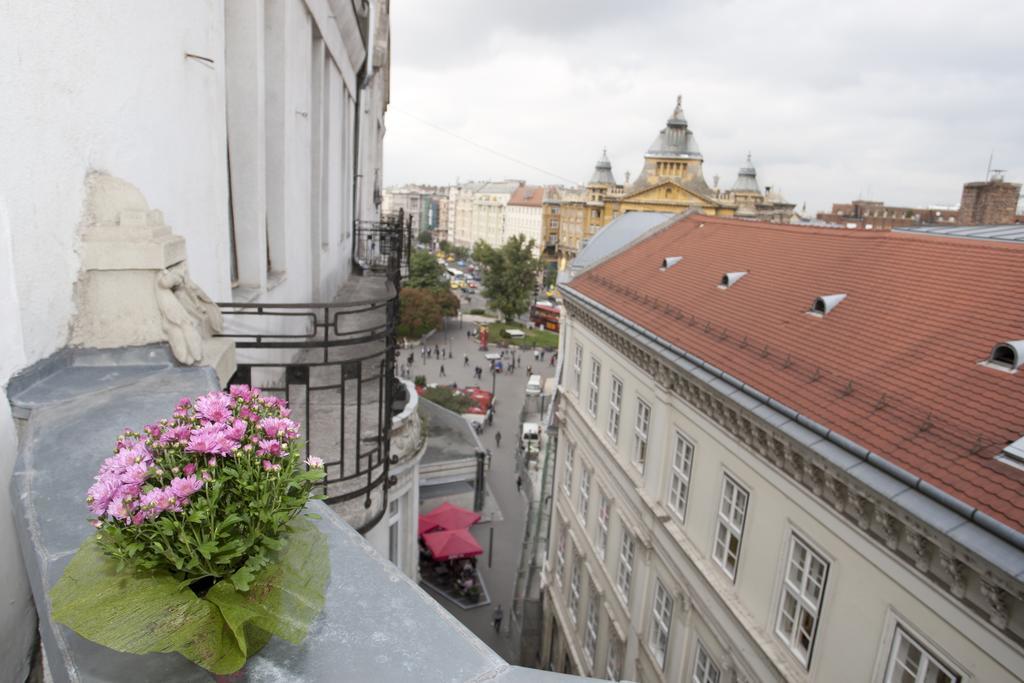 Alice Apartment Budapest Bilik gambar
