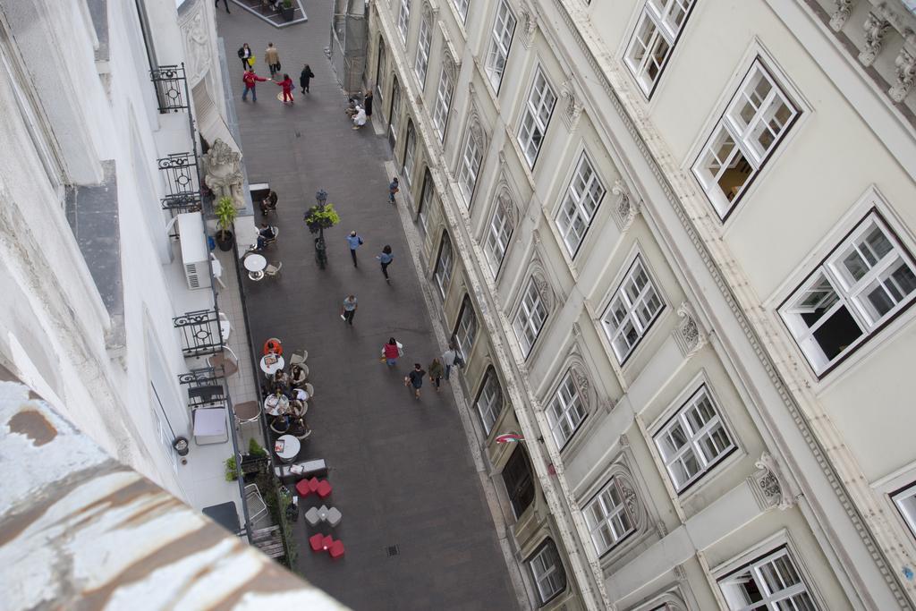 Alice Apartment Budapest Bilik gambar