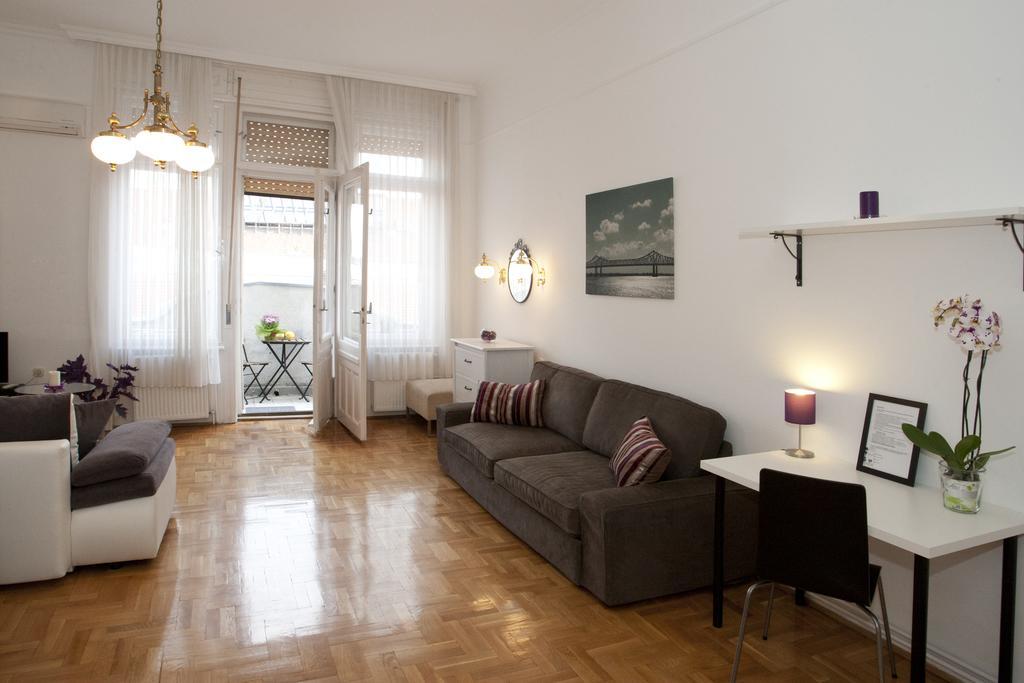 Alice Apartment Budapest Bilik gambar
