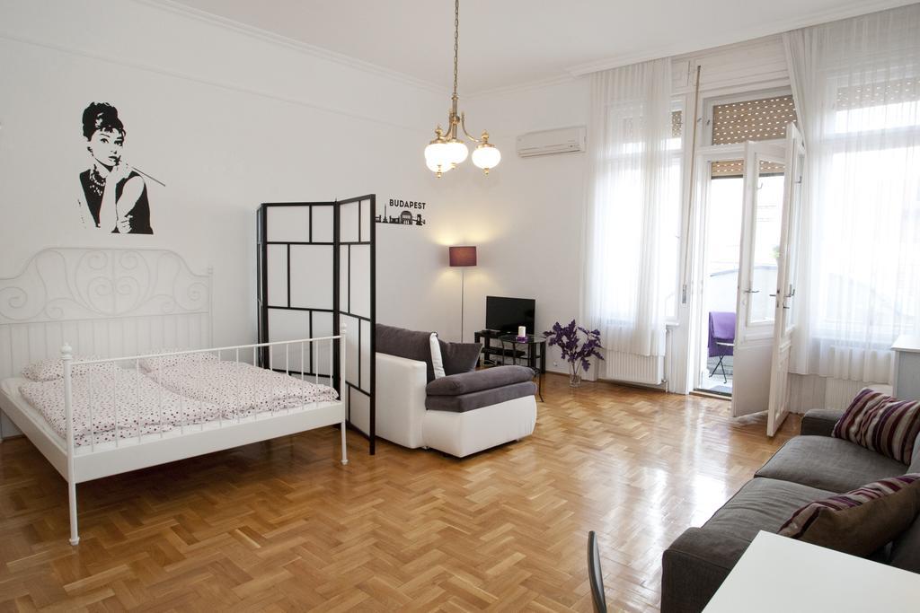 Alice Apartment Budapest Bilik gambar